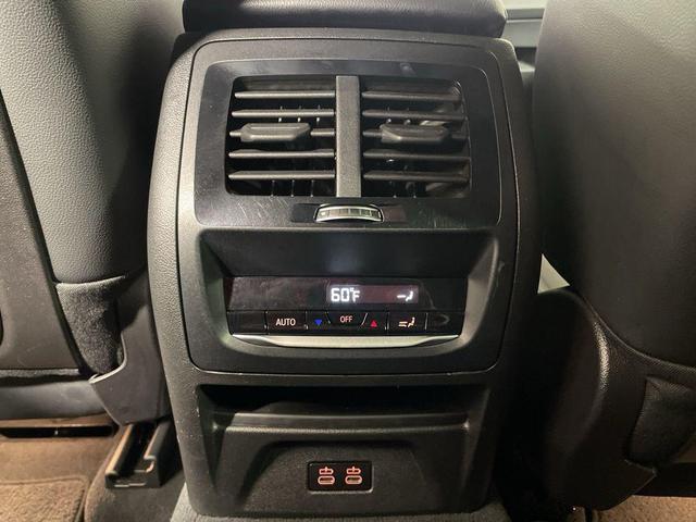 Photo of 2023 White Metallic BMW X4