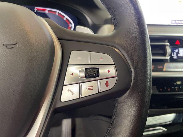 Photo of 2023 White Metallic BMW X4