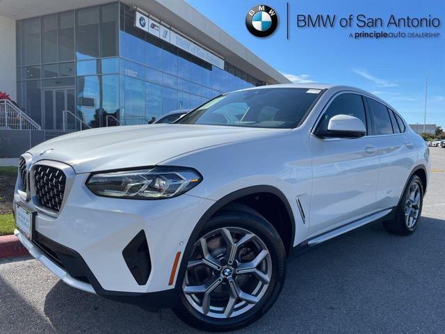 Photo of 2023 White Metallic BMW X4