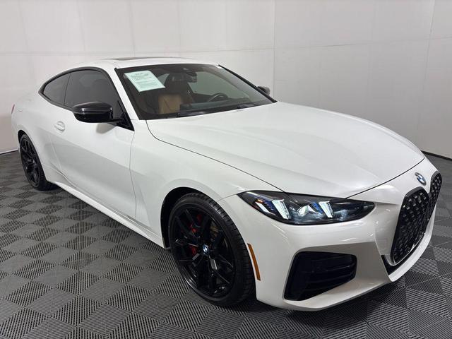 Photo of 2025 Alpine White BMW 430