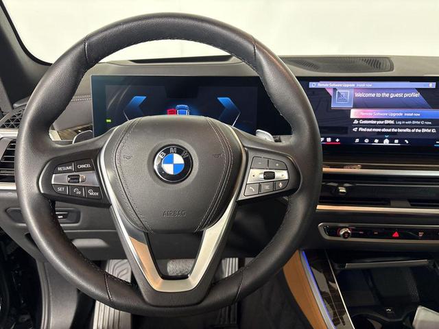 Photo of 2024 Black Sapphire Metallic BMW X5