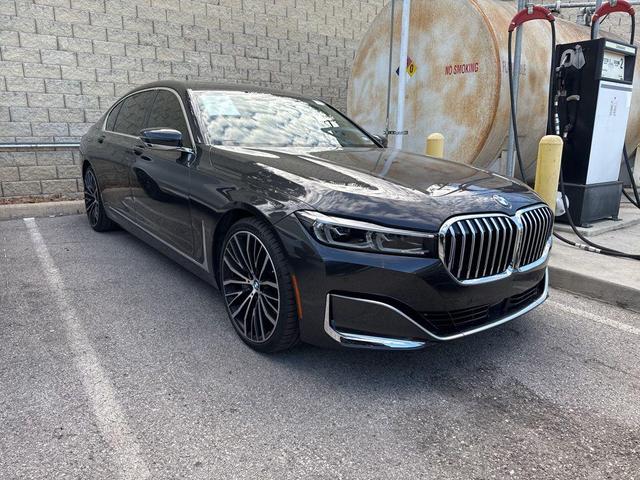 Photo of 2022 Dark Graphite Metallic BMW 750