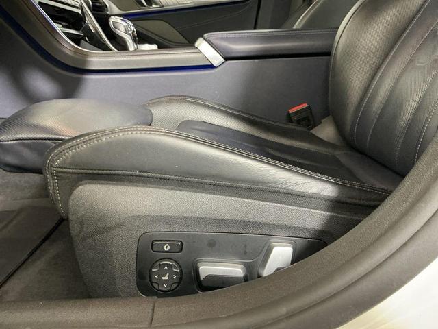 Photo of 2022 Alpine White BMW 840