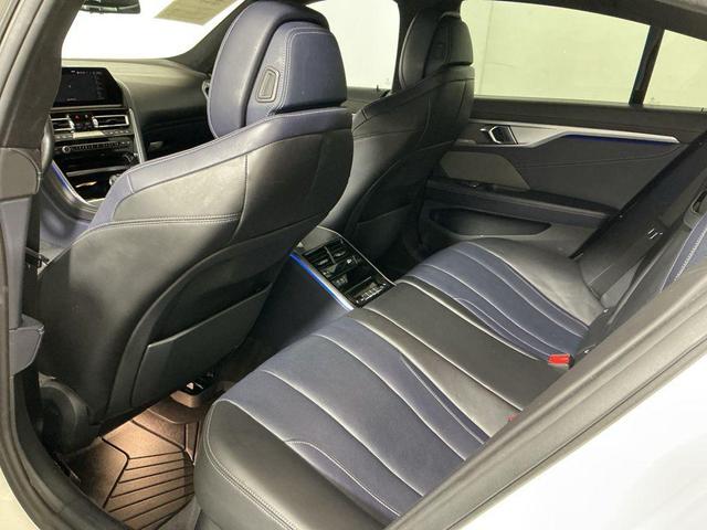 Photo of 2022 Alpine White BMW 840