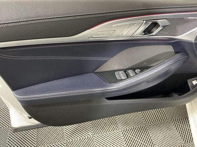 Photo of 2022 Alpine White BMW 840