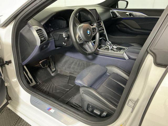 Photo of 2022 Alpine White BMW 840