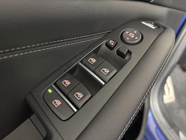 Photo of 2023 Phytonic Blue Metallic BMW X5