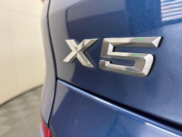 Photo of 2023 Phytonic Blue Metallic BMW X5