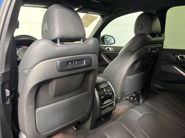 Photo of 2023 Phytonic Blue Metallic BMW X5