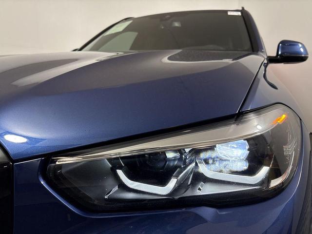 Photo of 2023 Phytonic Blue Metallic BMW X5