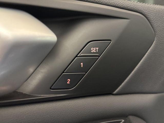 Photo of 2023 Phytonic Blue Metallic BMW X5