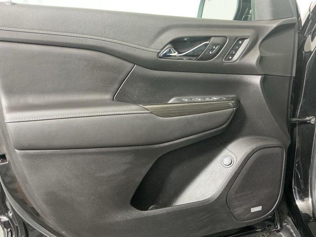 Photo of 2023 Ebony Twilight Metallic GMC Acadia