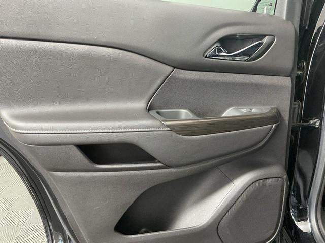 Photo of 2023 Ebony Twilight Metallic GMC Acadia
