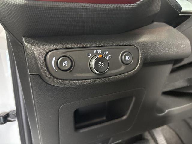 Photo of 2022 Summit White Chevrolet Trailblazer