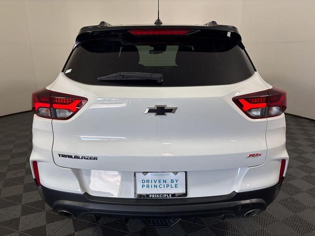 Photo of 2022 Summit White Chevrolet Trailblazer