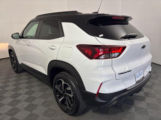 Photo of 2022 Summit White Chevrolet Trailblazer