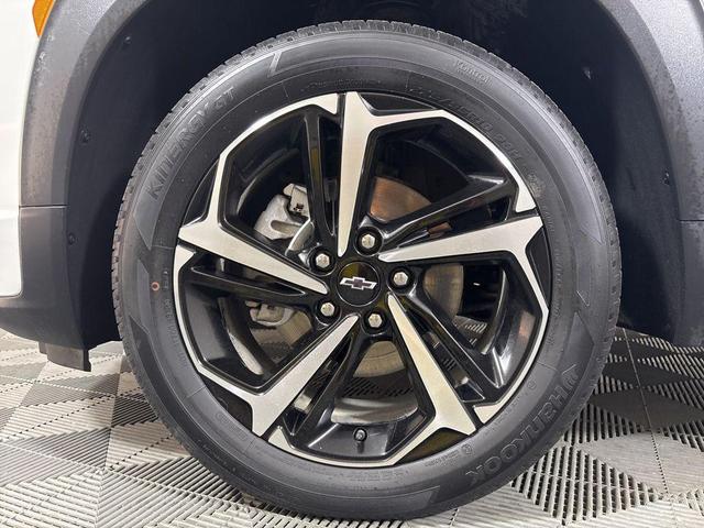 Photo of 2022 Summit White Chevrolet Trailblazer