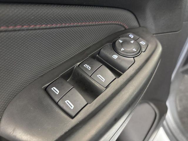 Photo of 2022 Summit White Chevrolet Trailblazer
