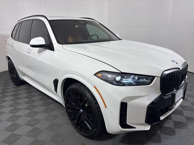 Photo of 2024 Alpine White BMW X5