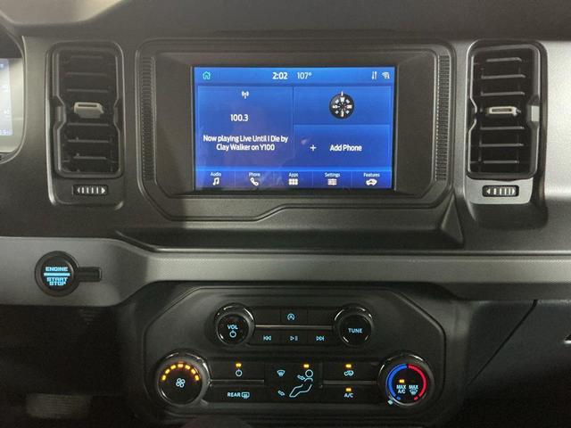 Photo of 2021 Antimatter Blue Metallic Ford Bronco