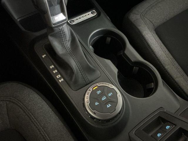Photo of 2021 Antimatter Blue Metallic Ford Bronco