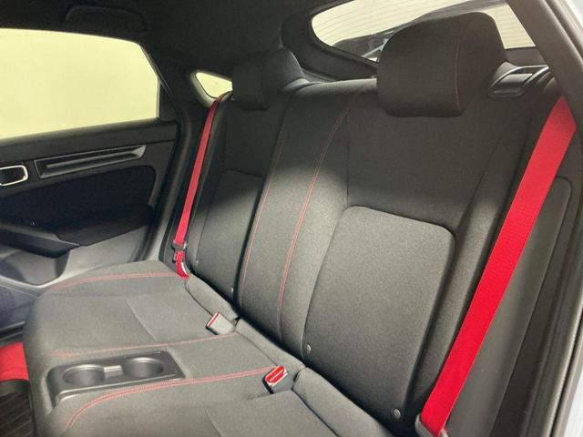 Photo of 2024 Sonic Gray Pearl Honda Civic Type R