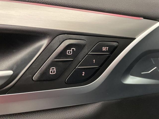 Photo of 2022 Jet Black BMW X3