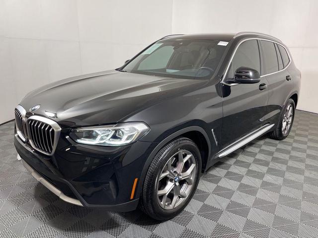 Photo of 2022 Jet Black BMW X3