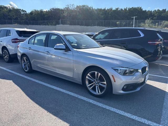 Photo of 2018 Glacier Silver Metallic BMW 330e