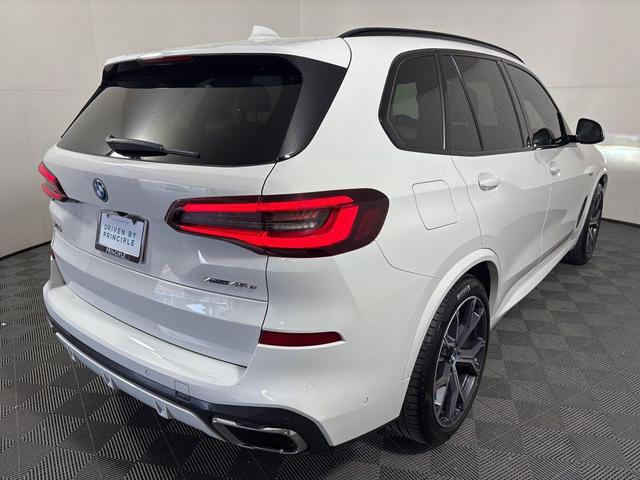 Photo of 2022 Alpine White BMW X5 PHEV