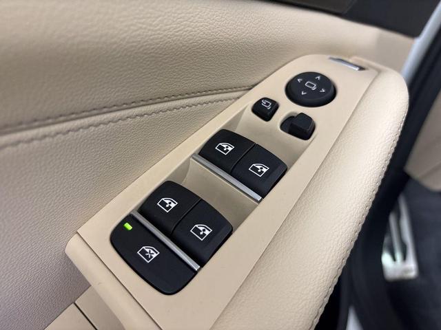 Photo of 2022 Alpine White BMW X5 PHEV