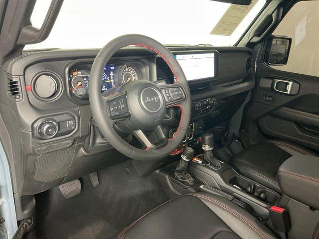 Photo of 2024 Anvil Clear Coat Jeep Wrangler