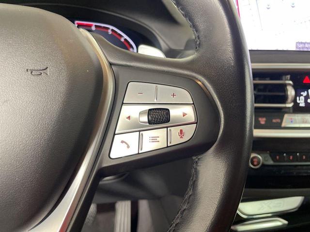 Photo of 2022 Mineral White Metallic BMW X3