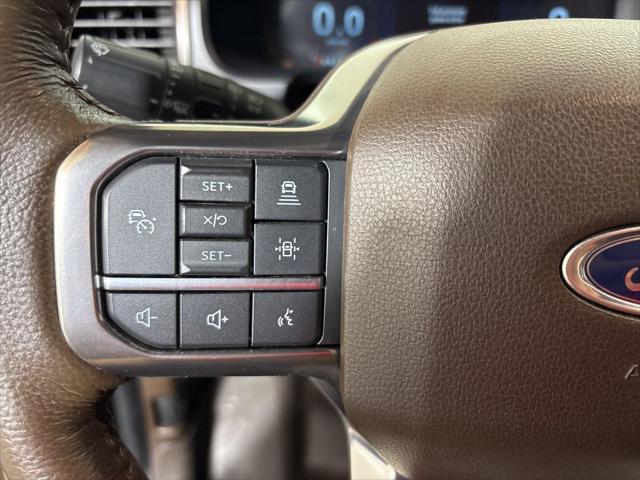 Photo of 2022 Agate Black Metallic Ford Expedition Max