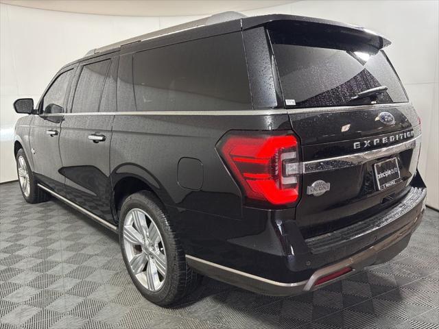 Photo of 2022 Agate Black Metallic Ford Expedition Max