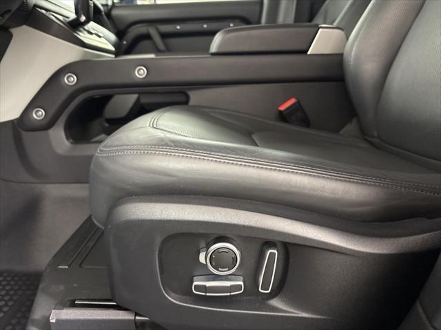 Photo of 2024 Santorini Black Metallic Land Rover Defender
