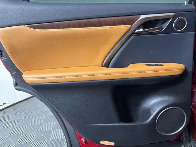 Photo of 2022 Matador Red Mica Lexus RX 350