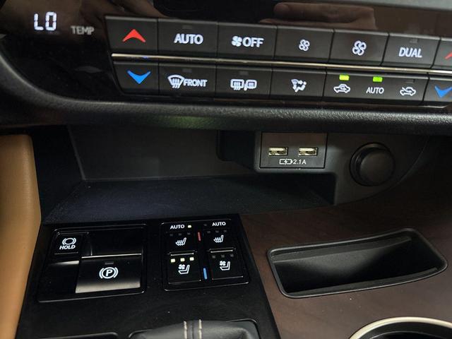 Photo of 2022 Matador Red Mica Lexus RX 350