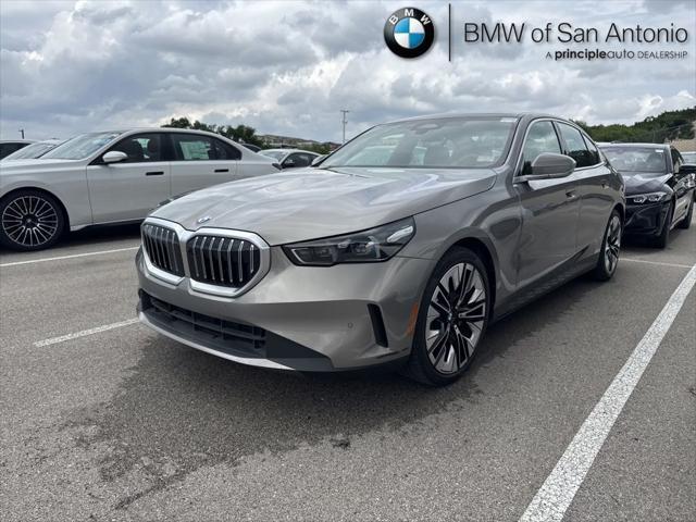 2024 BMW 530