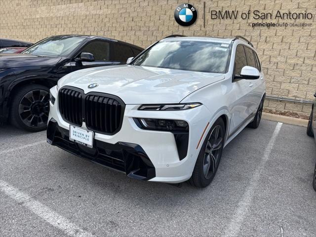 2025 BMW X7