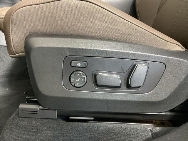 Photo of 2026 Alpine White BMW X3