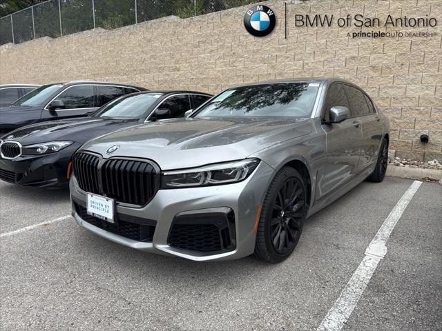 2022 BMW 750