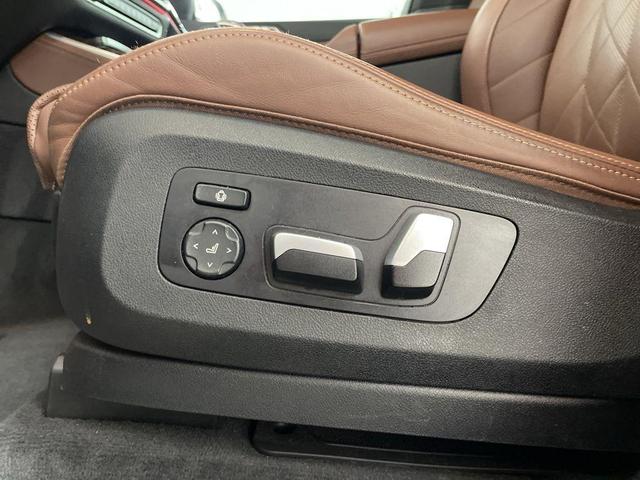 Photo of 2023 Phytonic Blue Metallic BMW X5