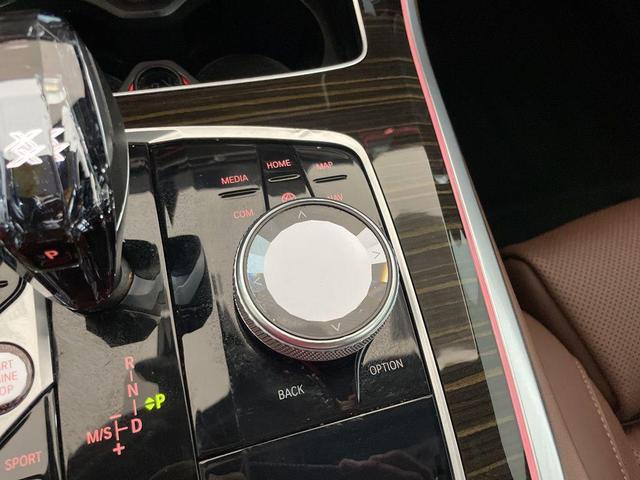 Photo of 2023 Phytonic Blue Metallic BMW X5