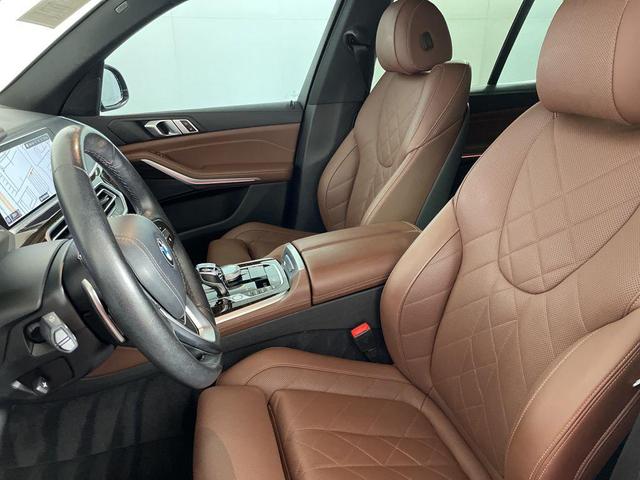 Photo of 2023 Phytonic Blue Metallic BMW X5