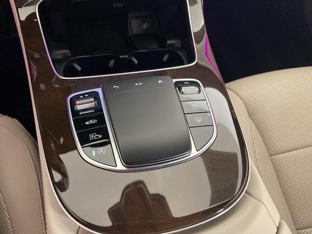 Photo of 2022 MANUFAKTUR Diamond White Mercedes-Benz E-Class