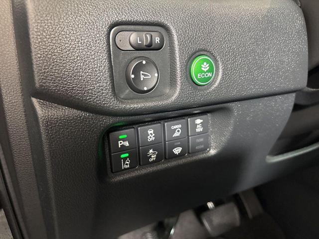 Photo of 2022 Crystal Black Pearl Honda Ridgeline
