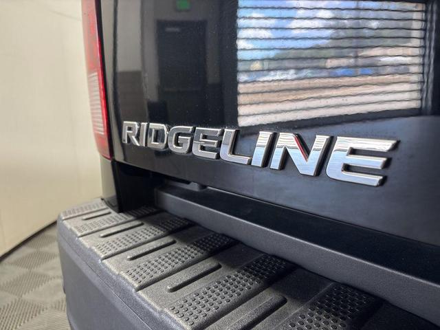 Photo of 2022 Crystal Black Pearl Honda Ridgeline