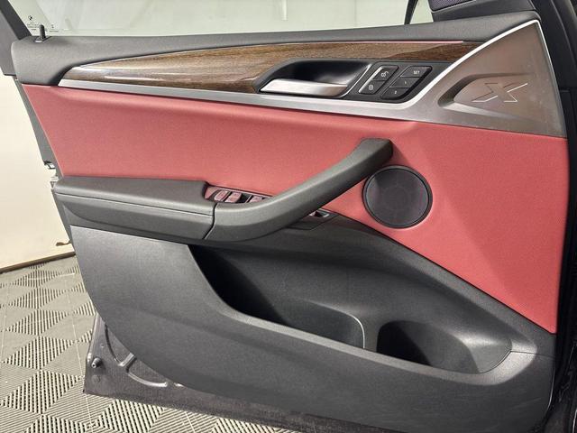 Photo of 2024 Dark Graphite Metallic BMW X3