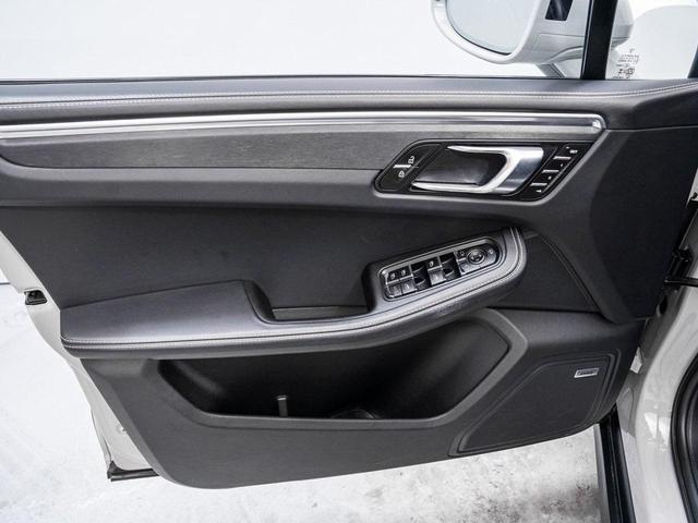 Photo of 2024 Chalk Porsche Macan